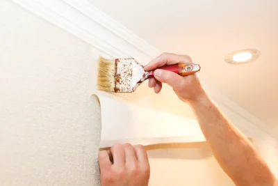 Pose de papier peint à Rungis — revêtements muraux et toiles de verre